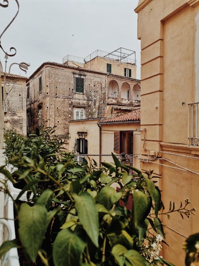 Palazzo Mottola Tropea Hotel Exterior foto